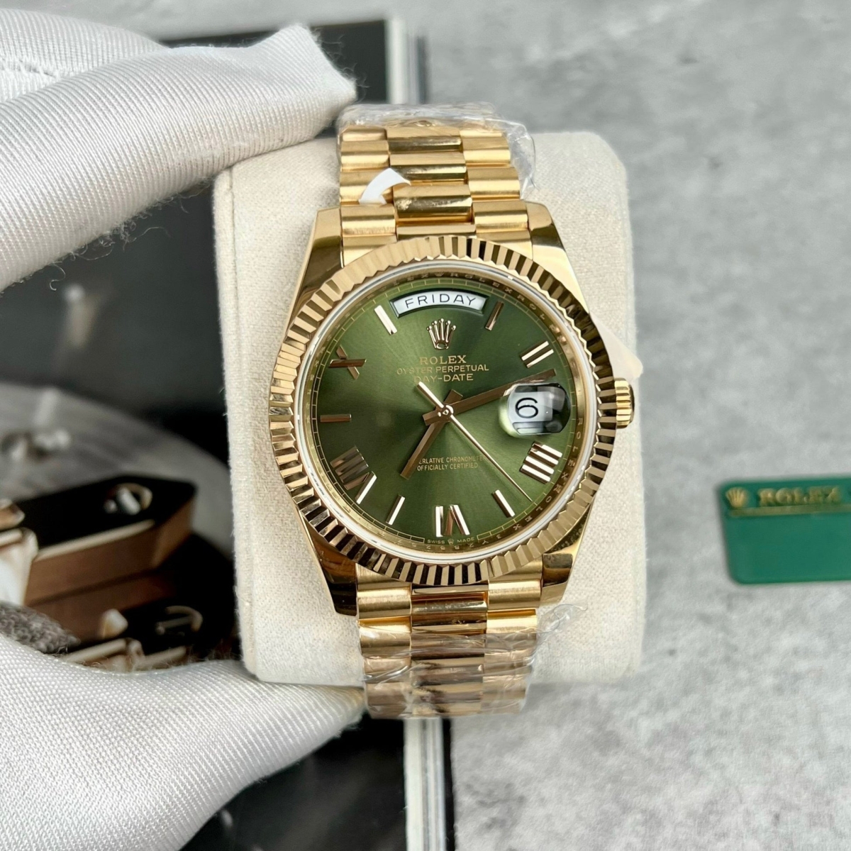 ROLEX - DAY-DATE 40MM / 228235 (GM FACTORY)