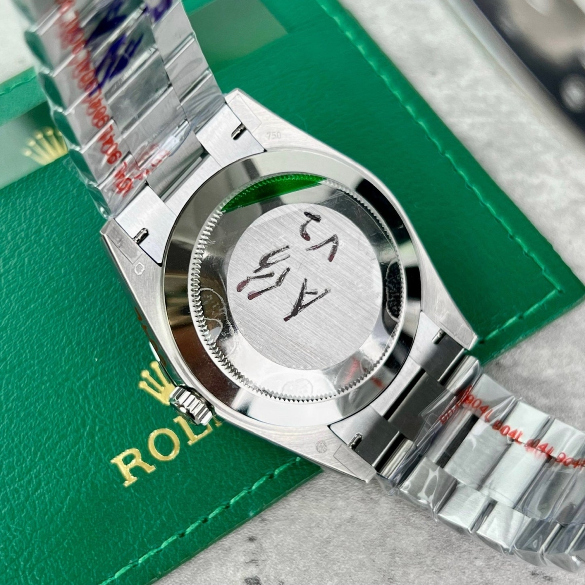 ROLEX - DAY-DATE 40MM / 228239 (GM FACTORY)