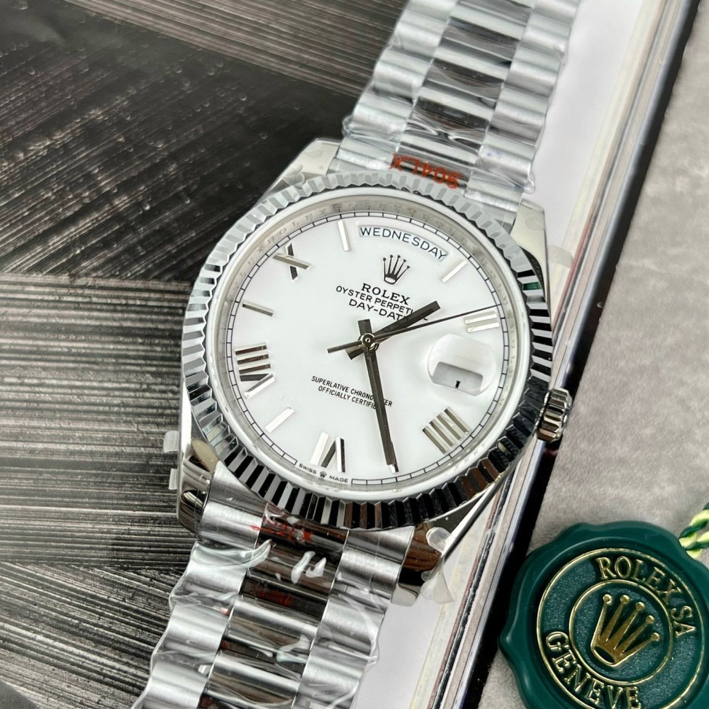 ROLEX - DAY-DATE 40MM / 228238 (GM FACTORY)