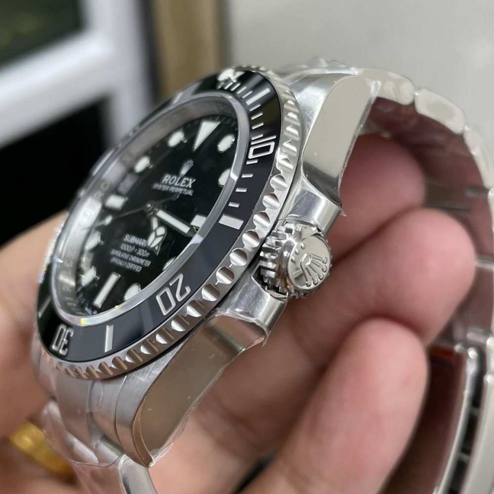 ROLEX - SUBMARINER 40MM / 114060-97200 NO-DATE (VS FACTORY)