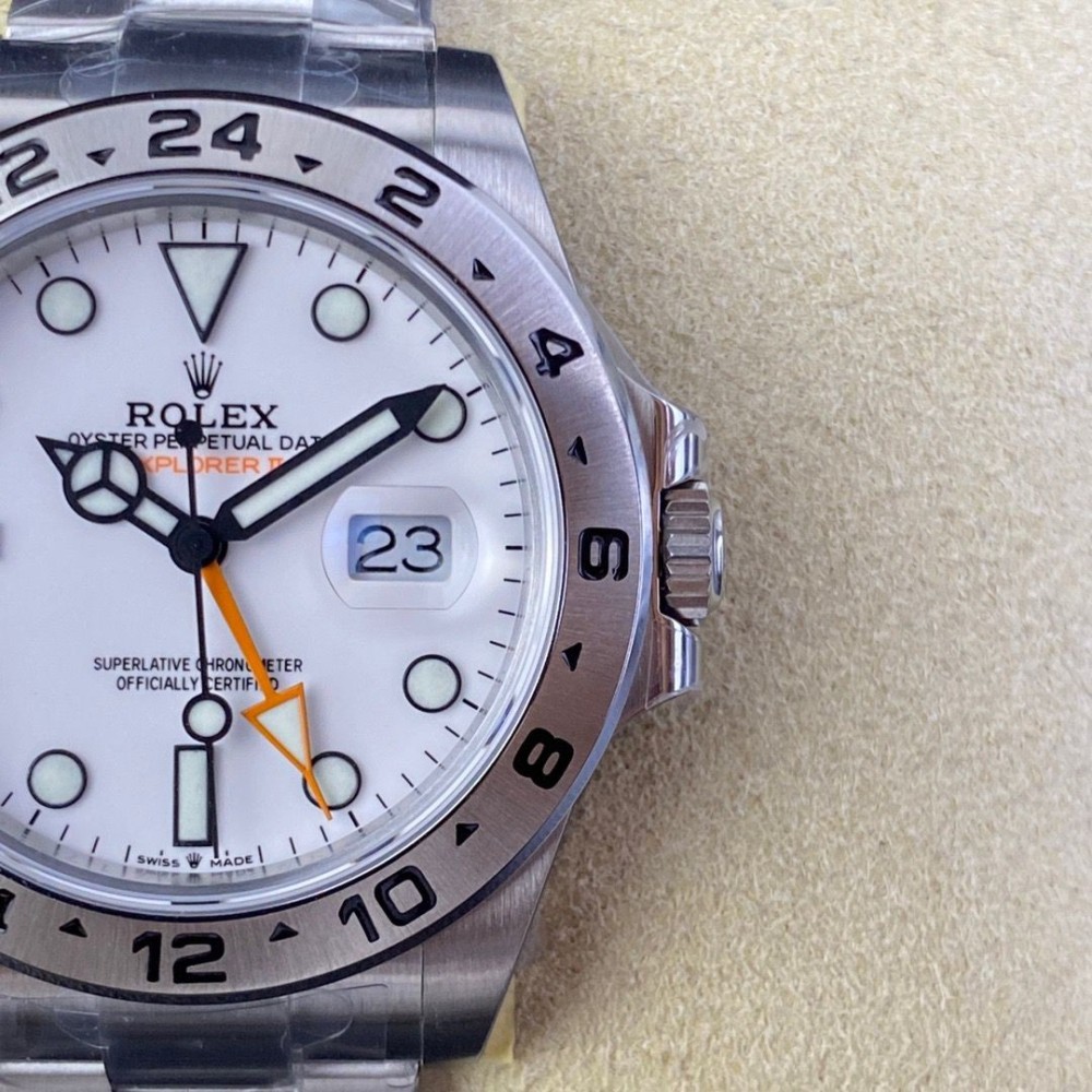 ROLEX - EXPLORER II 42MM / 226570 (JVS FACTORY)