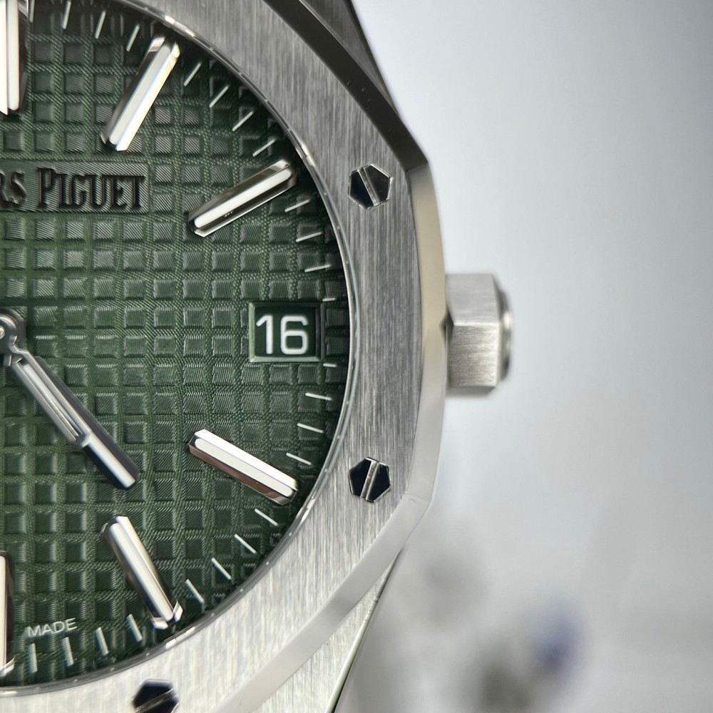 AUDEMARS PIGUET - ROYAL OAK 41MM / 15510ST-OO-1320ST-04 (ZF FACTORY)