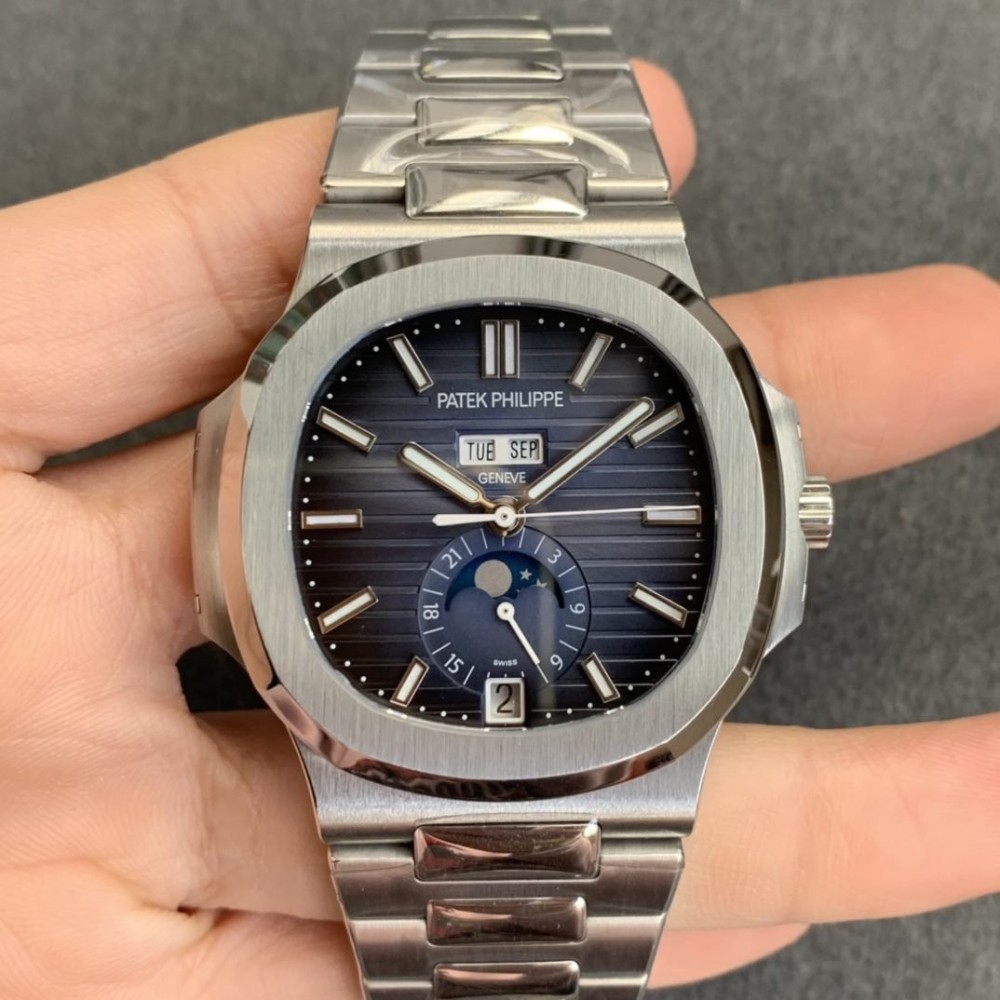 PATEK PHILIPPE - NAUTILUS 40.5MM / 5726/1A-014 (GR FACTORY)