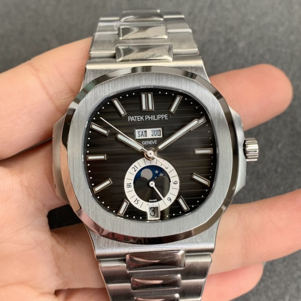 PATEK PHILIPPE - NAUTILUS 40.5MM / 5726A-001 (GR FACTORY)