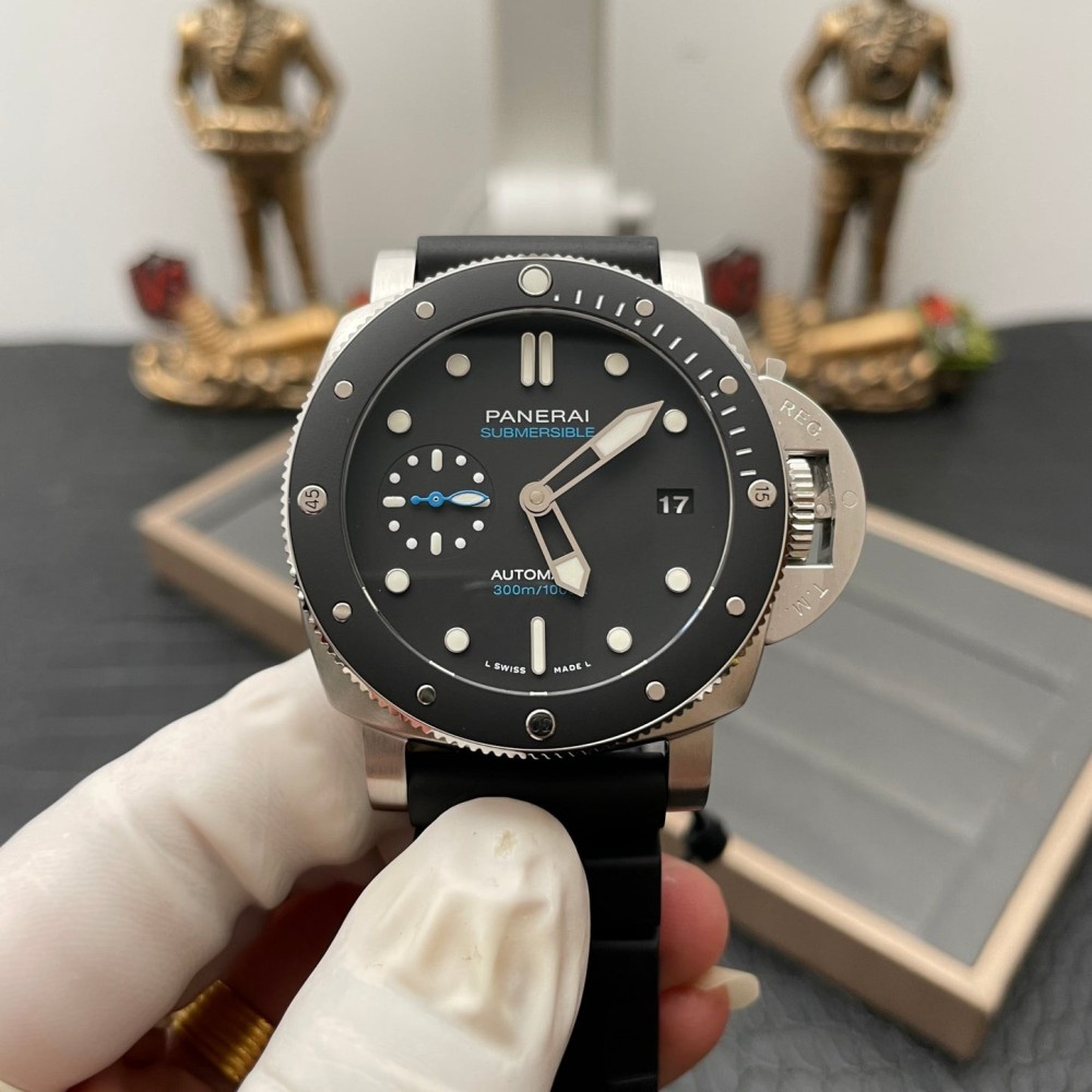 PANERAI - SUBMERSIBLE 42MM / PAM00683 (VSF FACTORY)