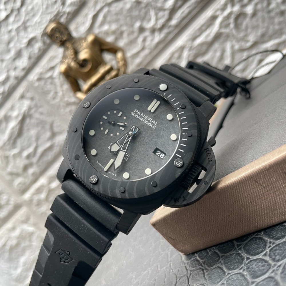 PANERAI - LUMINOR SUBMERSIBLE MARINA MILITARE CARBOTECH 47MM / PAM00979 (VSF FACTORY)