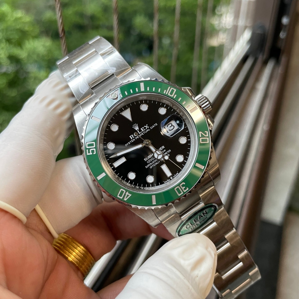 ROLEX - SUBMARINER 41MM / M126610LV-0002 (CLEAN FACTORY)